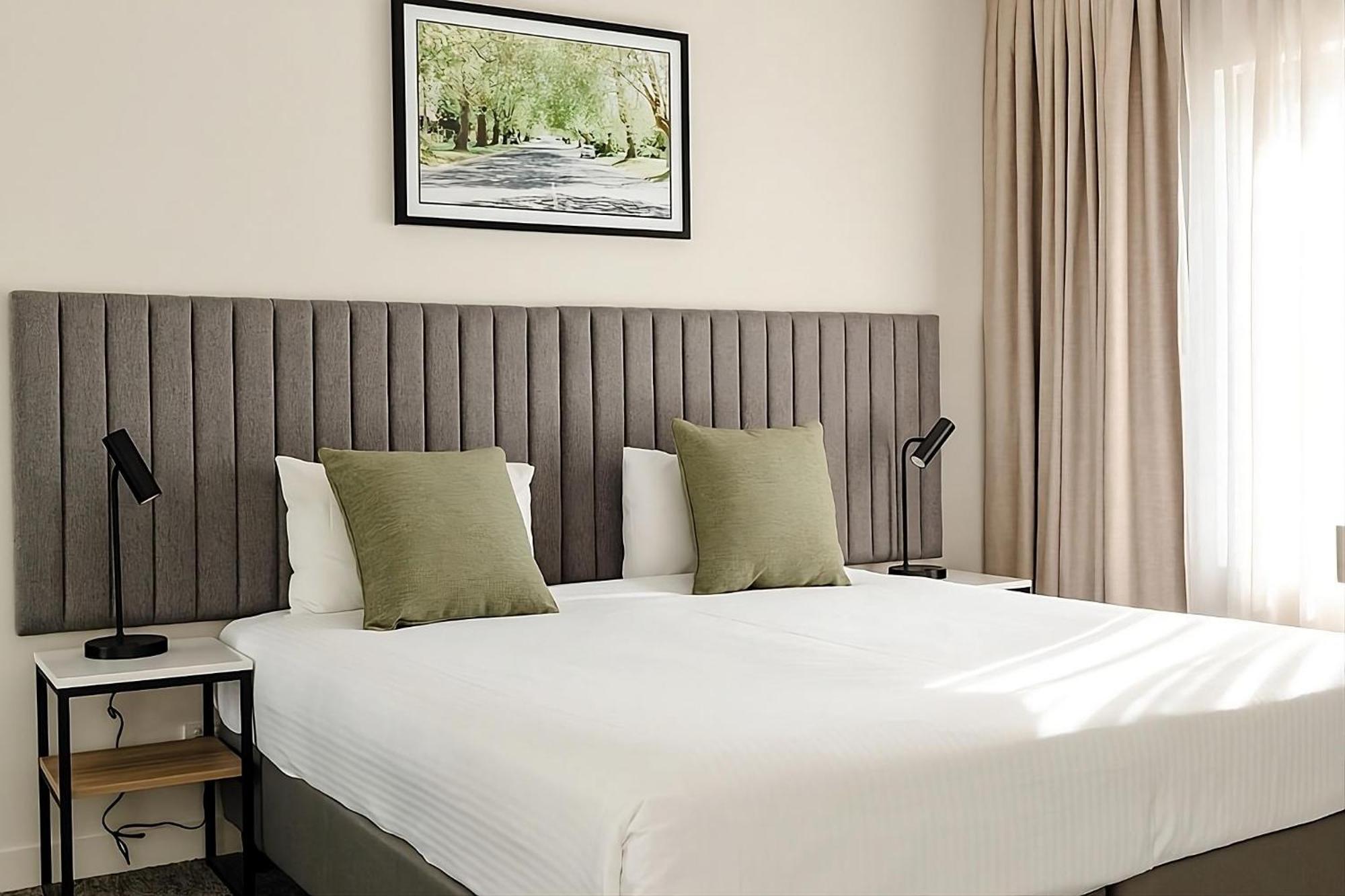 Quest Albury Aparthotel Екстериор снимка